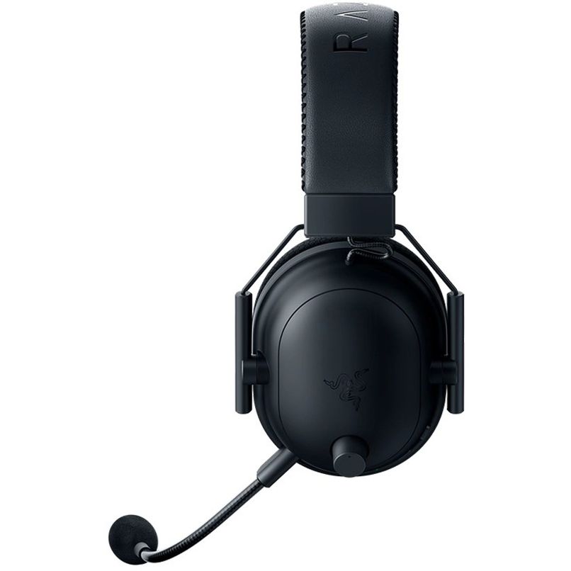 Razer Blackshark V2 Pro juhtmevabad kõrvaklapid, musta värvi, reguleeritava peapaela ja eemaldatava mikrofoniga. Sobivad mängimiseks ja muusika kuulamiseks.