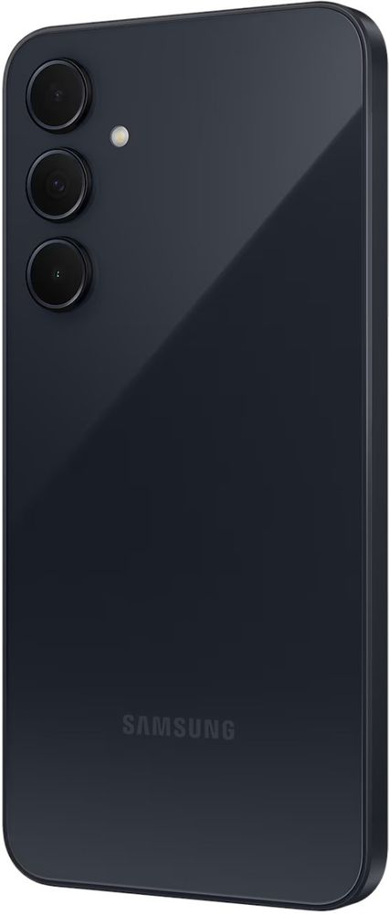 Samsung Galaxy A35 nutitelefon, 6+128GB, must. Ühtlase tagaküljega, kolme kaameraga ning Samsungi logoga.