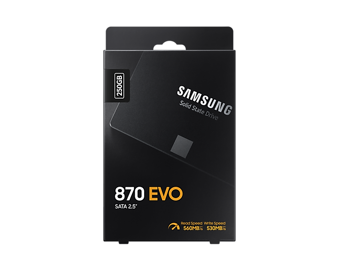 Musta värvi Samsung 870 EVO 2,5 tolline SATA SSD, 250GB mahutavusega, toote pakendil on selgelt välja toodud tootja logo ja mudeli nimi.